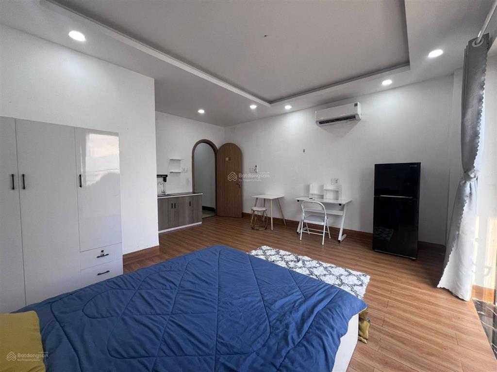 Trống phòng chdv ban công mới  (nguyễn thị búp,hiệp thành city)