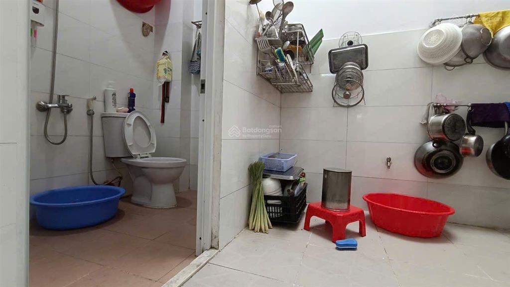 Mặt bằng vàng cho shop/spa/văn phòng nhà mặt tiền đht 11, khu dân cư đông đúc, chỉ 5.9 tỷ tl