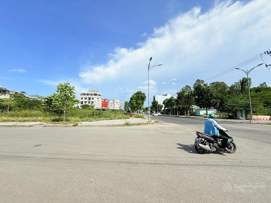Bán lô góc 2 mặt tiền đồng khởi giao út tịch, kqh bàu vá, thuỷ xuân, tp huế giá chỉ 12, xx tỷ