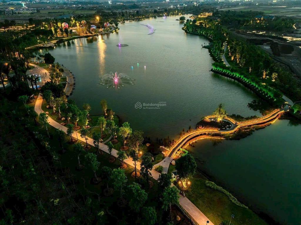 Bán nhà phố eco retreat, nhà phố 4 tầng view xanh mướt giá tốt chỉ 4,8 tỷ