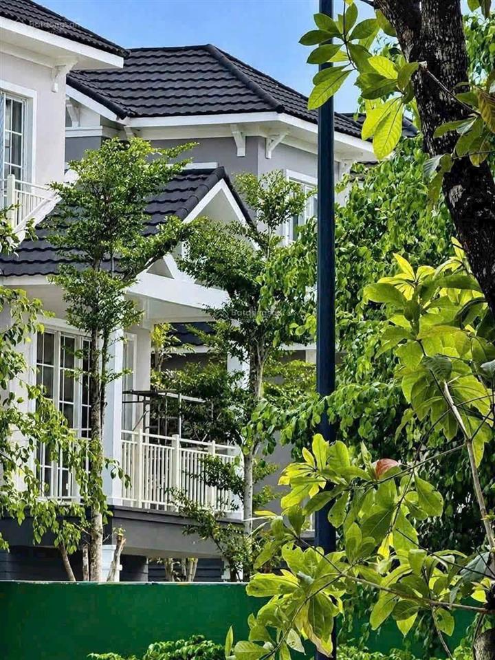 Bán nhà phố eco retreat, nhà phố 4 tầng view xanh mướt giá tốt chỉ 4,8 tỷ