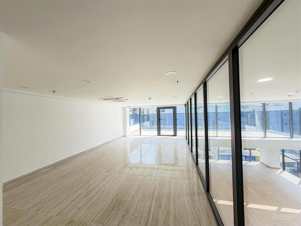Văn phòng thật, giá thật  văn phòng cho thuê, từ 260m2 tại 65 phó đức chính, phường bến thành