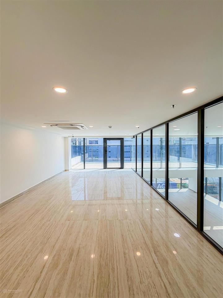 Văn phòng thật, giá thật  văn phòng cho thuê, từ 260m2 tại 65 phó đức chính, phường bến thành