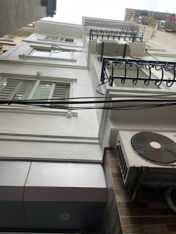 Nhà ba đình giá hiếm 7. x tỷ gần lotte đào tấn 40m2 x 4 tầng, mt rộng 5.7m, nhà đẹp ở ngay