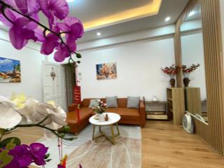 Bán căn hộ 2 phòng ngủ, tầng cao, chung cư ngô đức kế mới đẹp