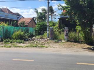 Mặt tiền đường nguyễn huệ cạnh ubnd xã vạn thắng  gần biển vịnh vân phong