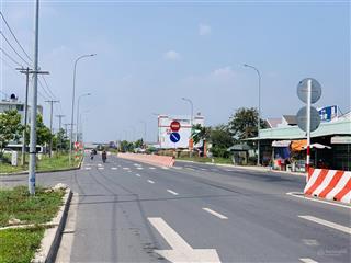 Tôi có lô đất gần chợ thủ thừa  long an, sát bên ngân hàng, bệnh viện cần bán