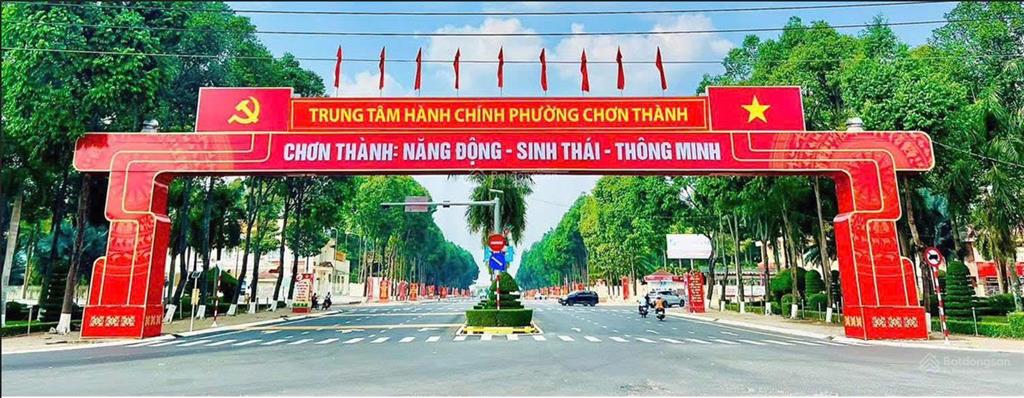 689tr  lô đất chơn thành  cách ql14 2 phút cần bán gấp , hơn 200m2 , sổ hồng .