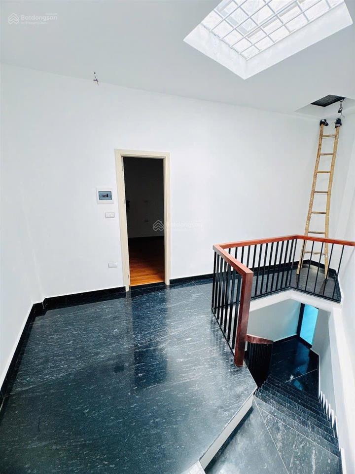 Bán gấp nhà riêng 30m2, 6,98 tỷ tại tôn đức thắng, đống đa, hà nội