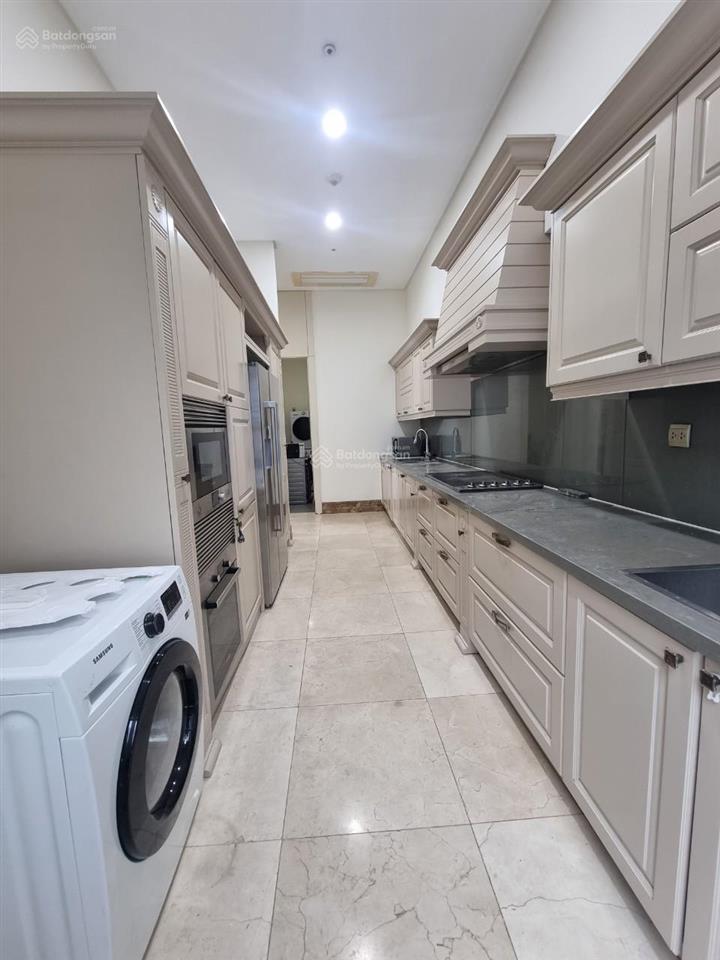 Bán gấp căn hộ 118m2 tầng trung tòa b keang nam. full đồ. 12 tỷ.  0985 222 *** xem nhà 24/7