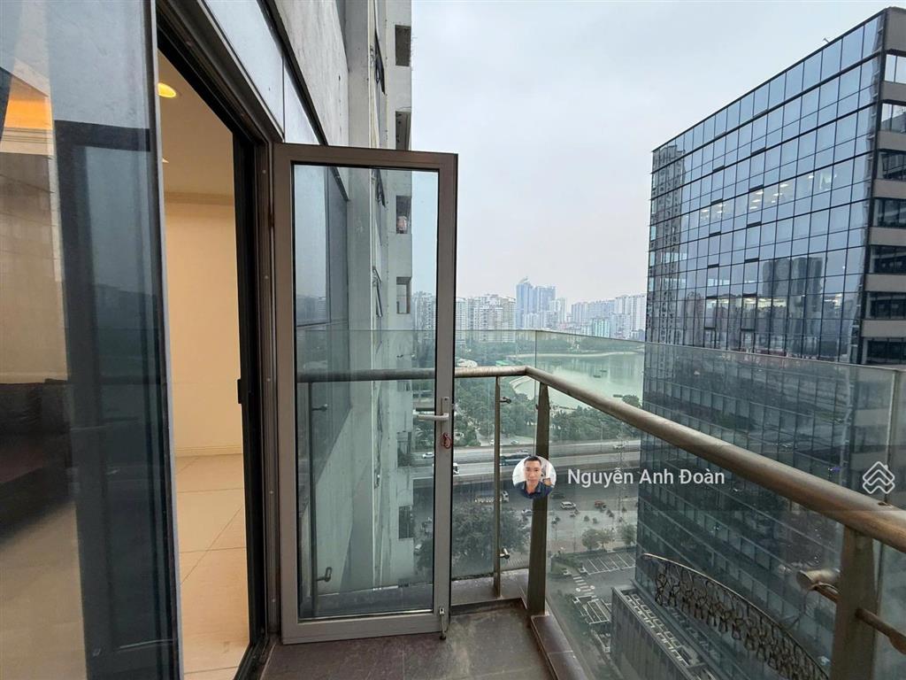 Cho thuê căn hộ 3pn  118m2 tòa b thăng long no1. 20tr/tháng. full đồ.  0985 222 ***