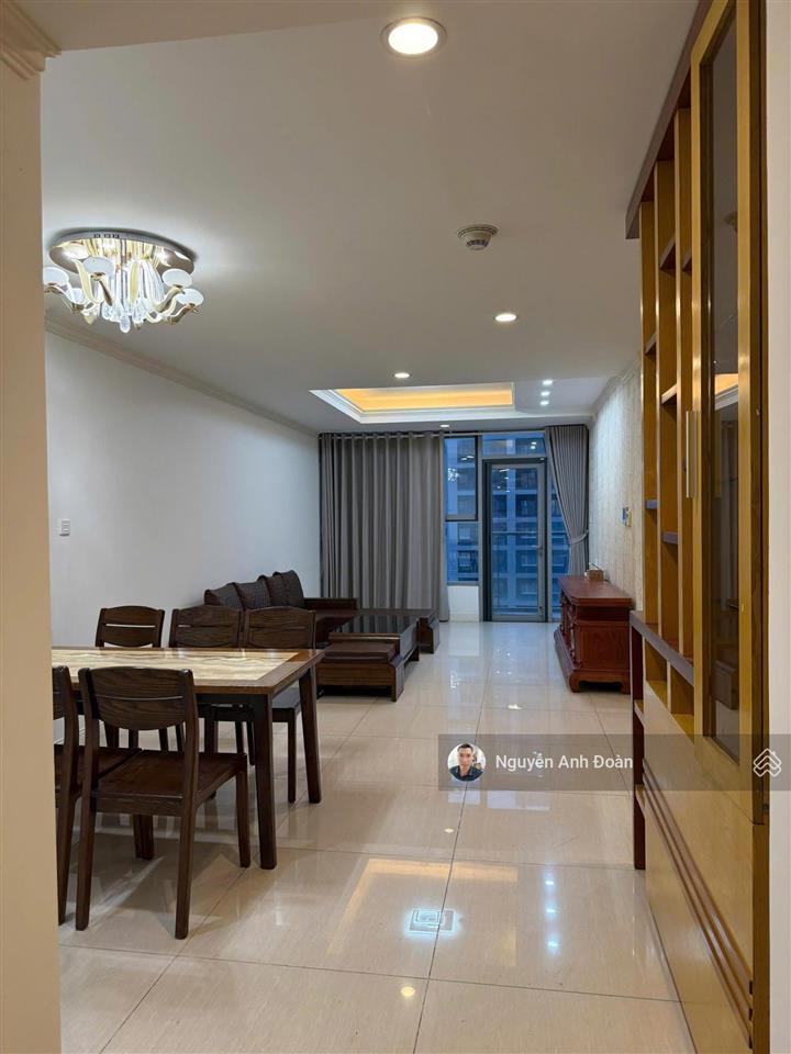 Cho thuê căn hộ 3pn  118m2 tòa b thăng long no1. 20tr/tháng. full đồ.  0985 222 ***