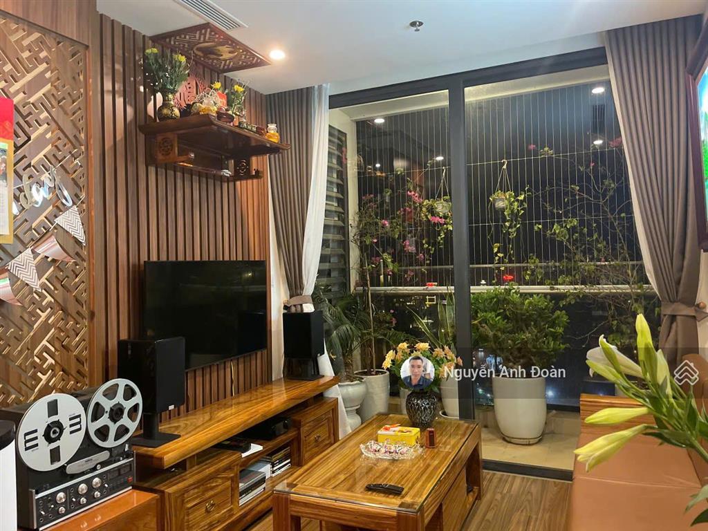 Cho thuê căn hộ 63m²  2pn 2vs tòa w3 tầng trung west point. giá 19tr/tháng.  0985 222 ***