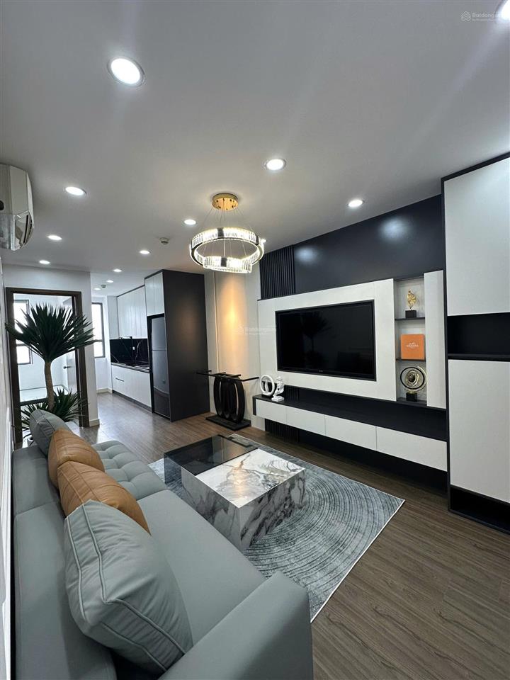 Chính chủ bán căn hộ 2pn1vs  68m2 tòa ct4 kđt mễ trì hạ. giá 5.05 tỉ.  0985 222 ***
