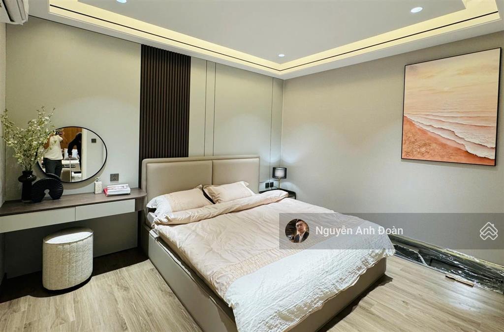 Chính chủ bán căn hộ 2pn2vs  60.7m2 tòa ct3 iris garden full đồ. giá 4.5 tỷ.  0985 222 ***