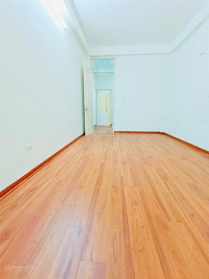 Bán nhà riêng đẹp tại số 17 ngõ 5 đường 18 m mỗ lao, 7,1 tỷ, 31 m2, nhiều tiện ích!