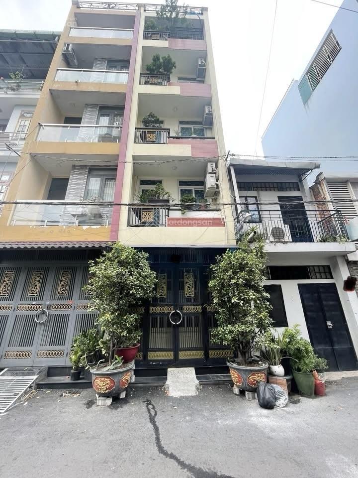 Đường xe tải ô tô ngủ trong nhà 11 đối diện công viên lê thị riêng  khu kinh doanh sầm uất