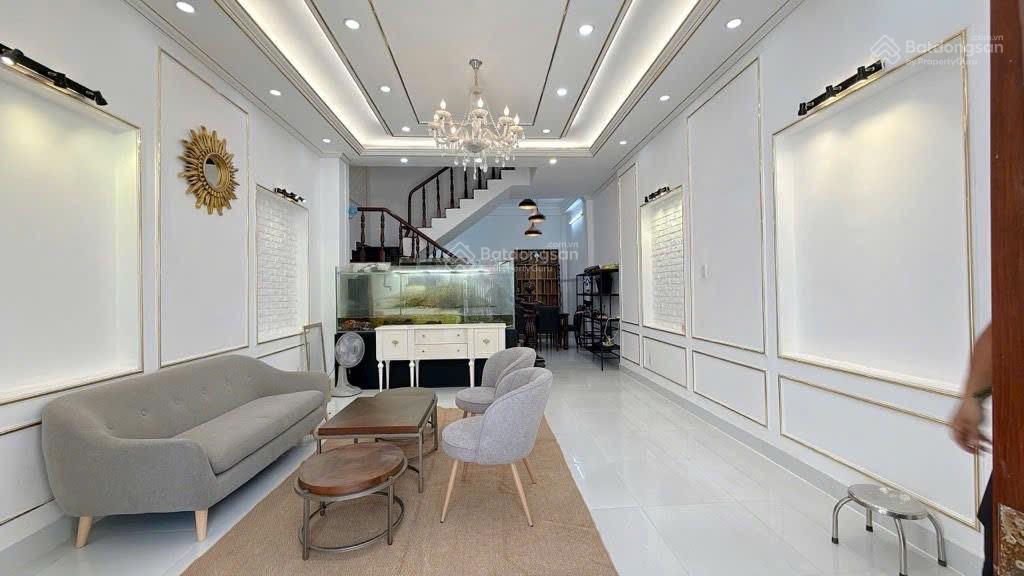Cho thuê nhà q7 hẻm xe hơi, kế lacasa
21tr