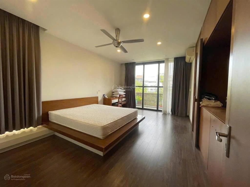 Biệt thự q7 full nội thất  liền kề phú mỹ hưng  56 triệu