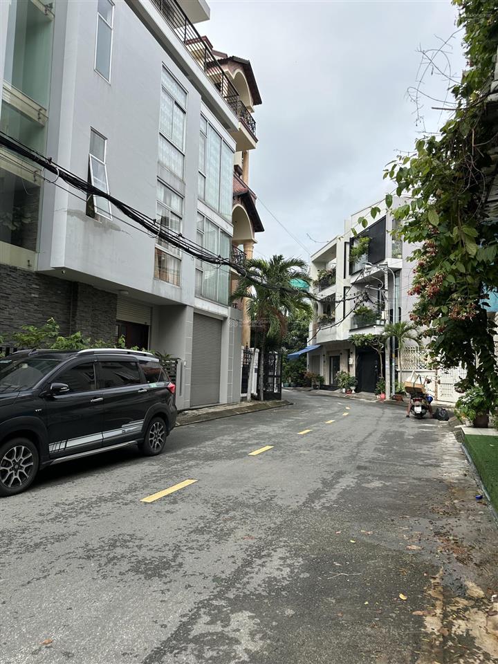 Cho thuê nhà phố kdc tân quy đông quận 7, 6x15m, 3pn, 3wc, sân thượng, giá 26 triệu