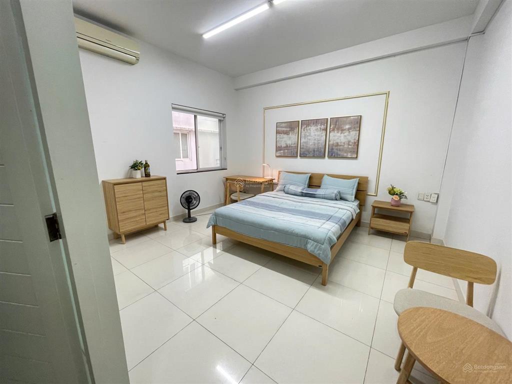 Nhà phố hưng gia 3 phú mỹ hưng, dt 6x18m, giá 2.200 usd/tháng, bao thuế