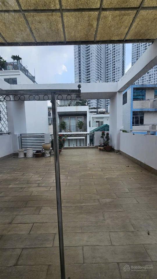 Cho thuê nhà q7, dt 5x17m, 5 tầng, 5pn, full nội thất cao cấp 40 triệu/tháng
