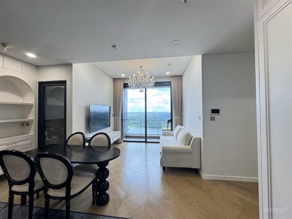 Cho thuê 2pn lumiere riverside, nội thất mới