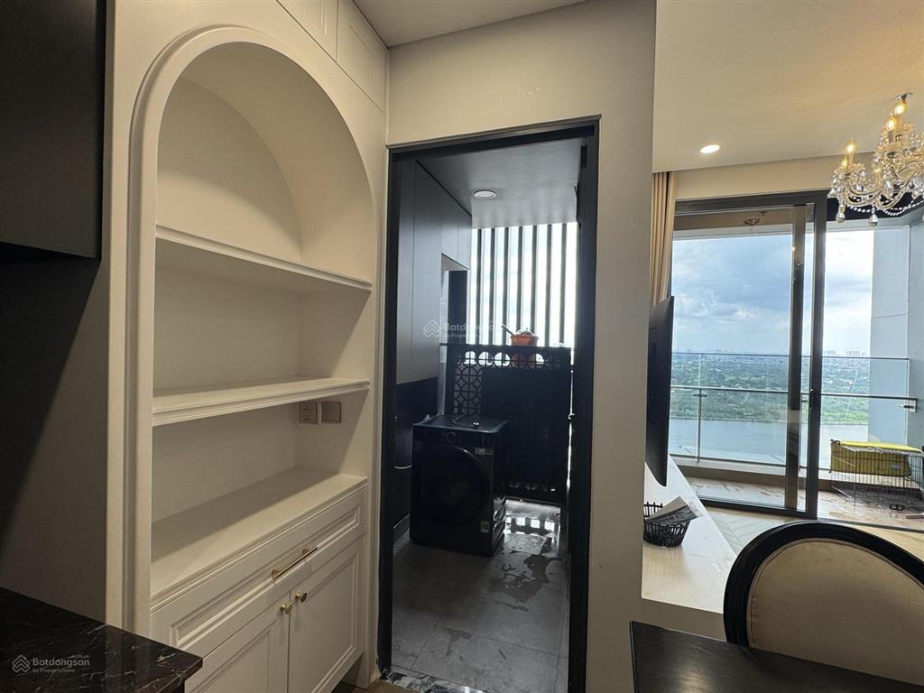 Cho thuê 2pn lumiere riverside, nội thất mới