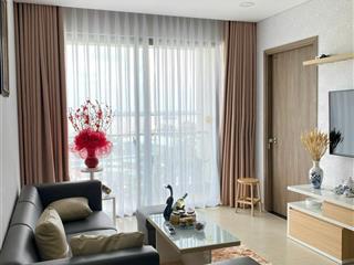 Căn hộ sky89 , view sông 2pn giá 18 tr đã bao gồm internet có thể dọn vô ở bất cứ lúc nào