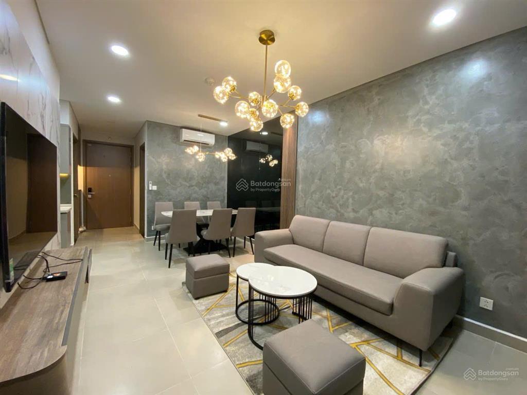Căn hộ tầng cao view sông 2pn 2wc 72m2, nội thất hiện đại hiếm có tại sky89 quận 7