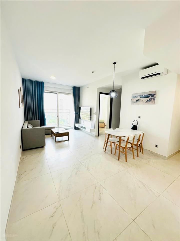 Nổi bật cho thuê 2pn 2wc full nt view biệt thự đang trống tầng trung thoáng mát sạch sẽ