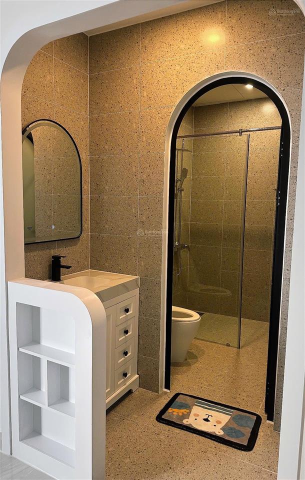 Căn hộ penthouse river panorama chủ gửi cho thuê, 5pn, 3wc, diện tích lớn 209m2