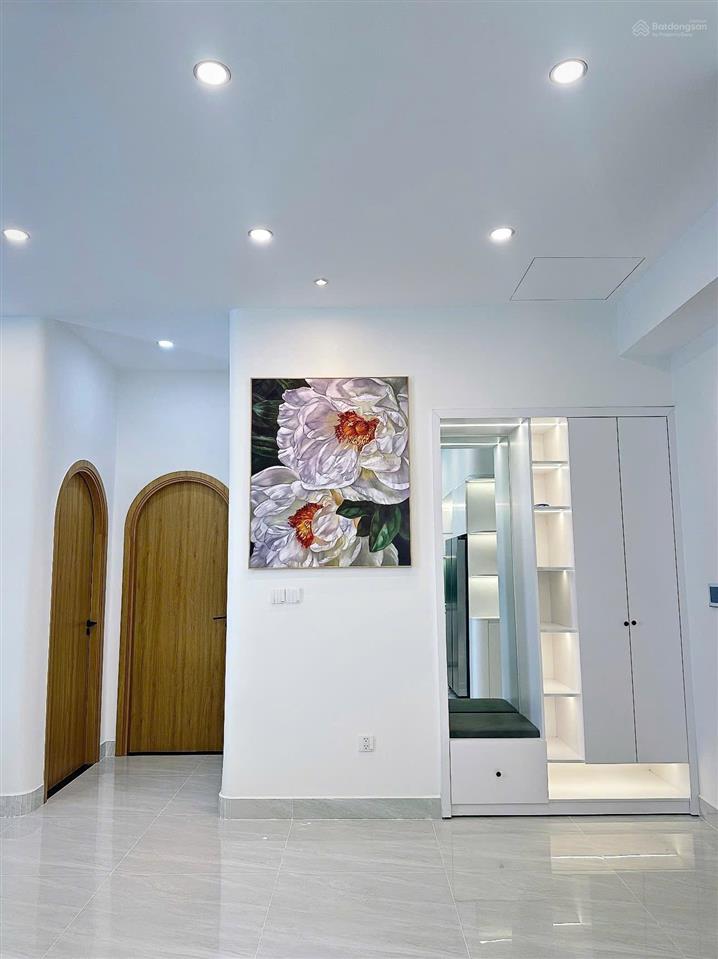 Căn hộ penthouse river panorama chủ gửi cho thuê, 5pn, 3wc, diện tích lớn 209m2