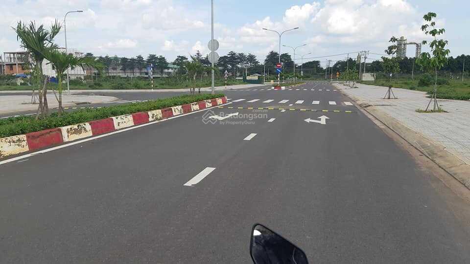 Thanh lí gấp lô 108m2 lk chợ long thành, sổ sẵn công chứng, 1tỷ650