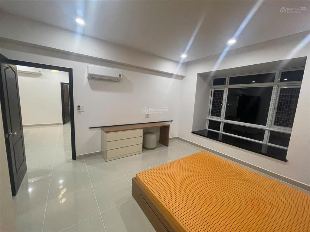 Bán căn hộ riverside residence phú mỹ hưng quận 7.dt 78m 2pn2wc có sẵn hợp đồng thuê cao