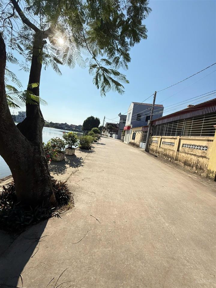 Chính chủ bán 195m2 đất mt 8,5m giá 8,7 tỷ view hồ kinh doanh bất chấp  tuấn 0919 611 ***