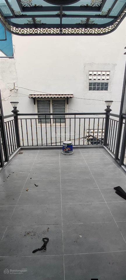 Bán nhà mới 100% quận 4 ngay trung tâm xóm chiếu & chợ 200 hẻm thông thoáng chỉ 4.55 tỷ