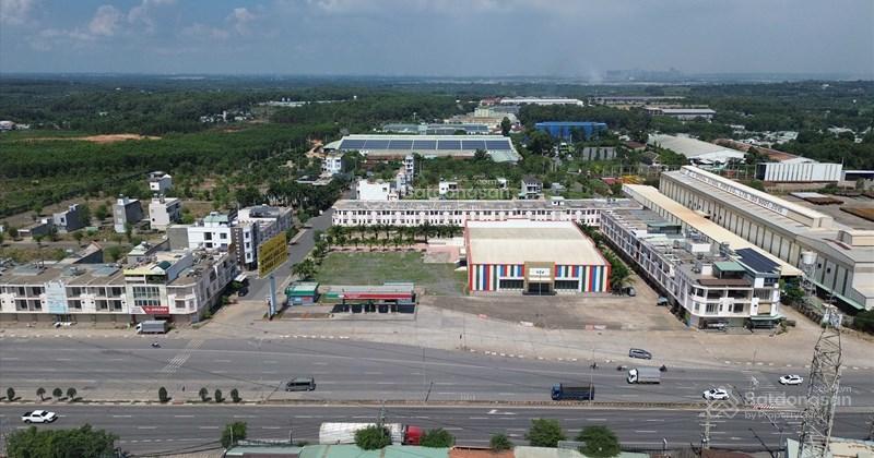 Chủ cần bán gấp lô đất mt ql50  cách chợ cần đước 400m