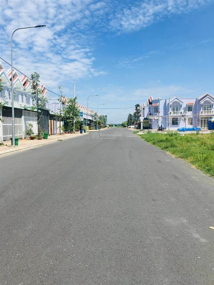 Kẹt tiền cần bán gấp lô đất kdc tiến hưng tp. đồng xoài