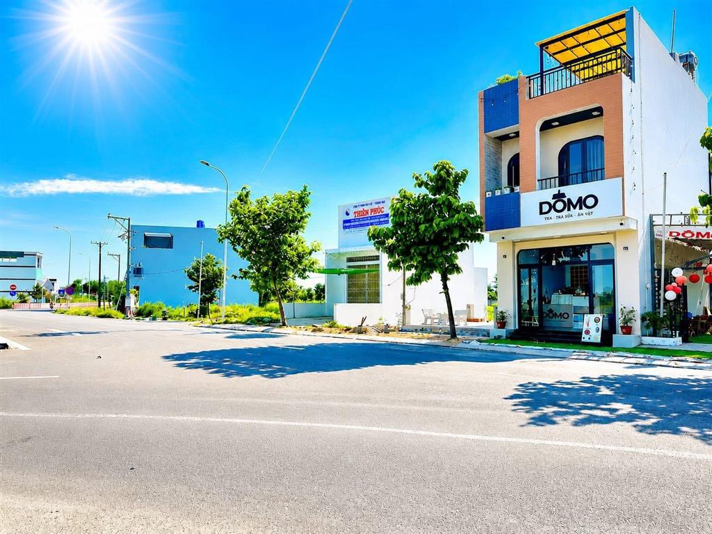 Anh trai cần bán gấp lô đất mt818 thủ thừa