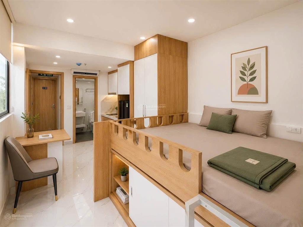 Rất gấp! toà ccmn nguyễn khang, 68m2*6t*15pkk, dt ~1tỷ/năm, 100m ra phố, thang máy, pccc chuẩn
