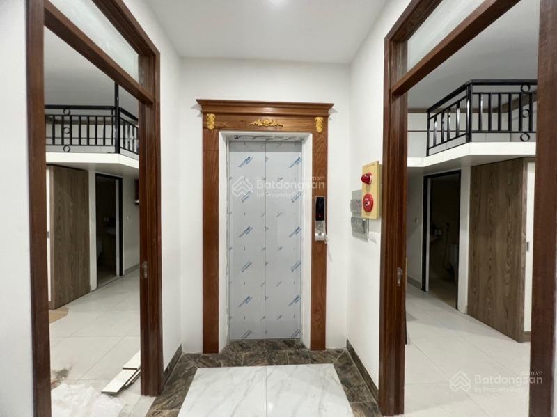 Vị trí vàng! toà ccmn trần thái tông, dt 70tr/th với 14p full nội thất, 2 thoáng, không qh, vf3 đỗ