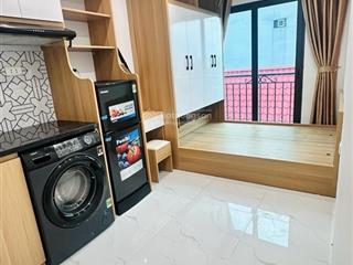Bán gấp! toà chdv tt cầu giấy 63m*5t*10pkk, dt 55 triệu/tháng, 30m ra oto tránh, 2 thoáng, pccc đạt