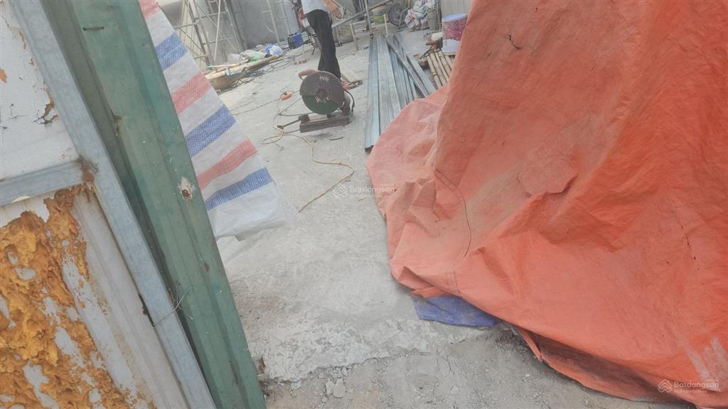 Bán nhà cấp 4 thôn nhuế đường bãi chạo xã thiên lộc hà nội diện tích 59m mt 4,8m giá 145 triệu/m2