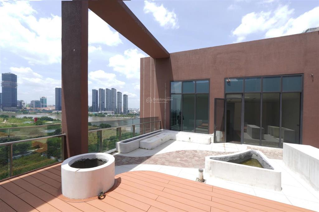 Bán penthouse the river thủ thiêm 470m² tầng cao 180 tỷ có sổ, nội thất cơ bản  đang trống sẵn
