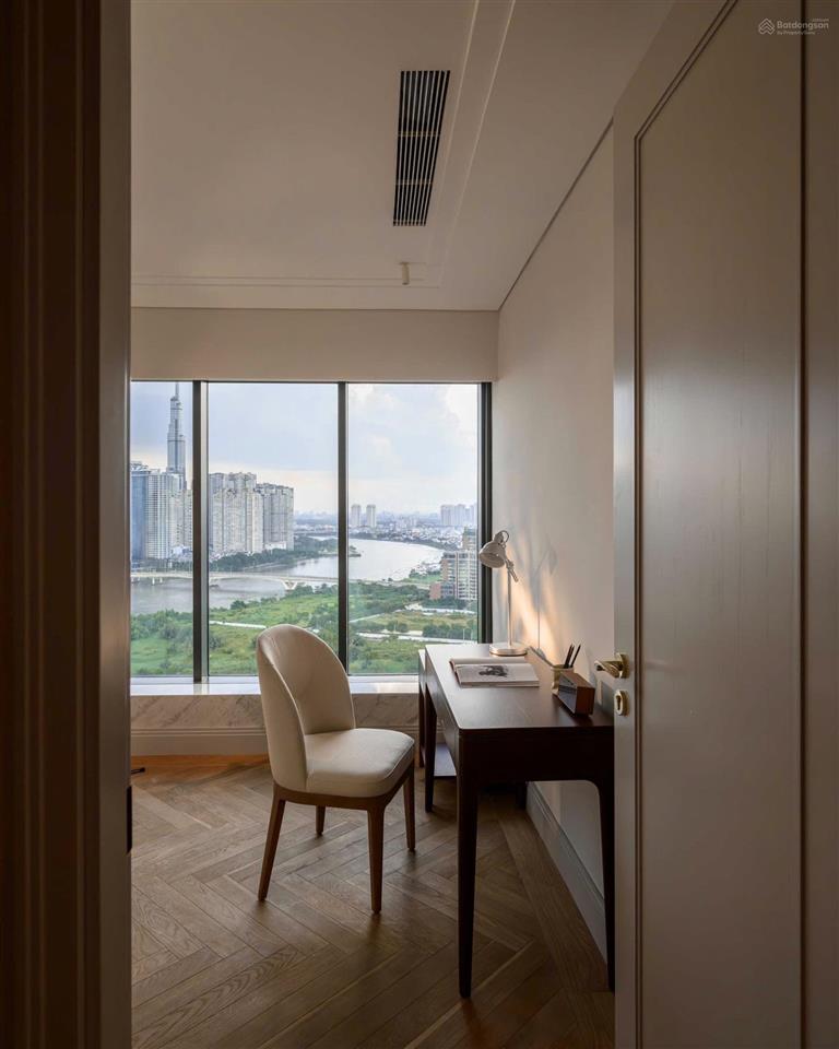 Cho thuê penthouse tại the crest metropole  duplex 3pn, full nội thất cao cấp 130 triệu, view xịn
