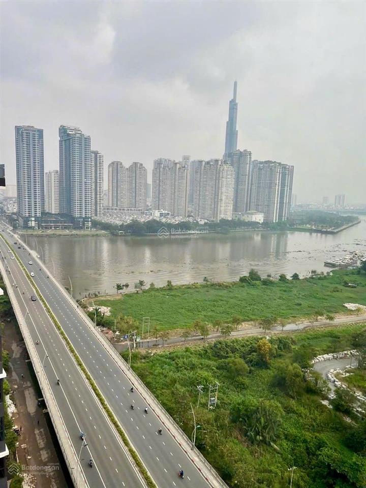 Bán căn 3 phòng ngủ 137m2 the river thủ thiêm chỉ 28 tỷ, có sẵn sổ, sẵn hợp đồng thuê