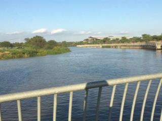 Cần bán lô biệt thự long hưng mặt tiền sông lớn