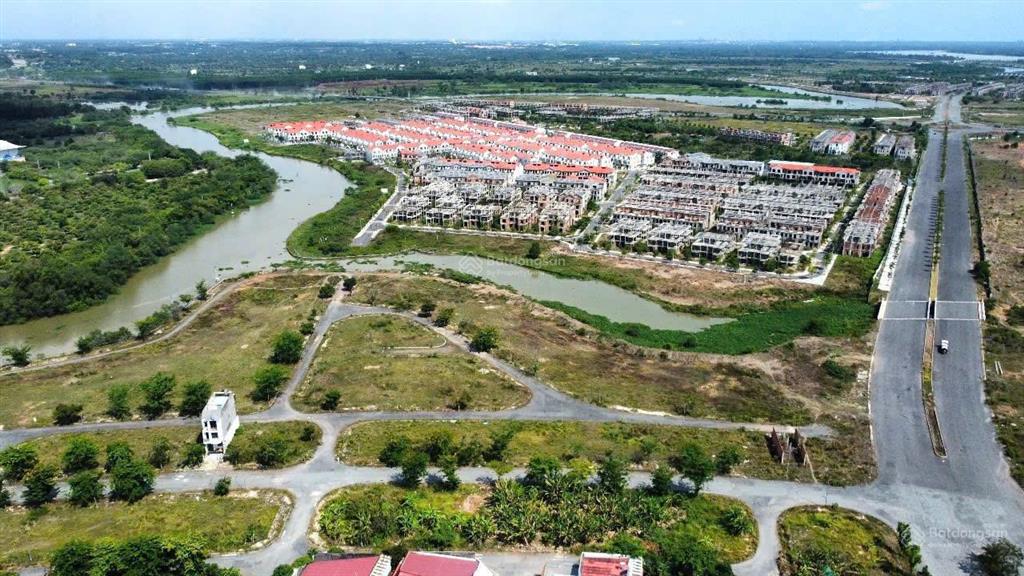 Minh cần bán đất long hưng đối diện công viên sát sông thiện chí  ạ
