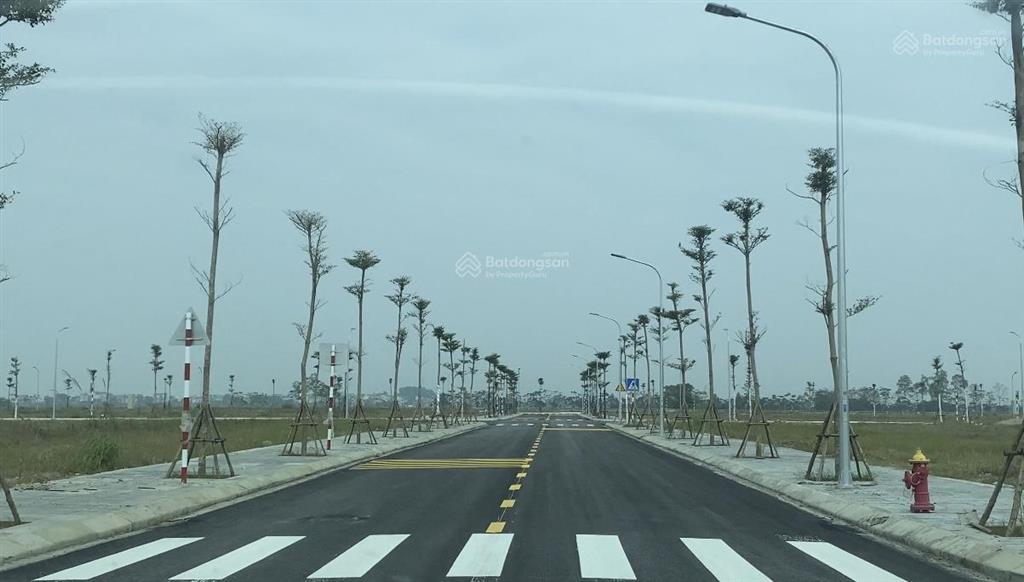 Chính chủ bán lô nhà xưởng 1000m2, nhận mặt bằng luôn.